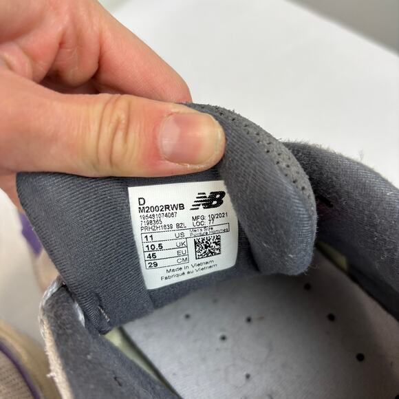 New Balance 2002R Rain Cloud Shoes Sneakers Men's 11 Run Walk Comfort Work - Picture 9 of 10